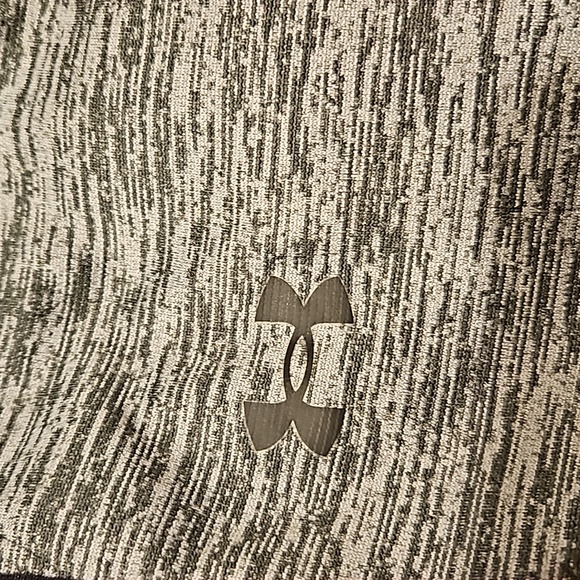 Under Armour Girls sweatpants. Sz YMD (10/12) - Picture 4 of 7